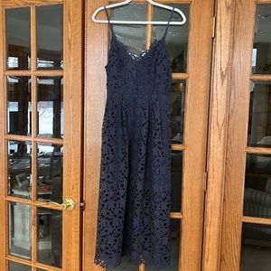 Navy blue midi dress | lace | large